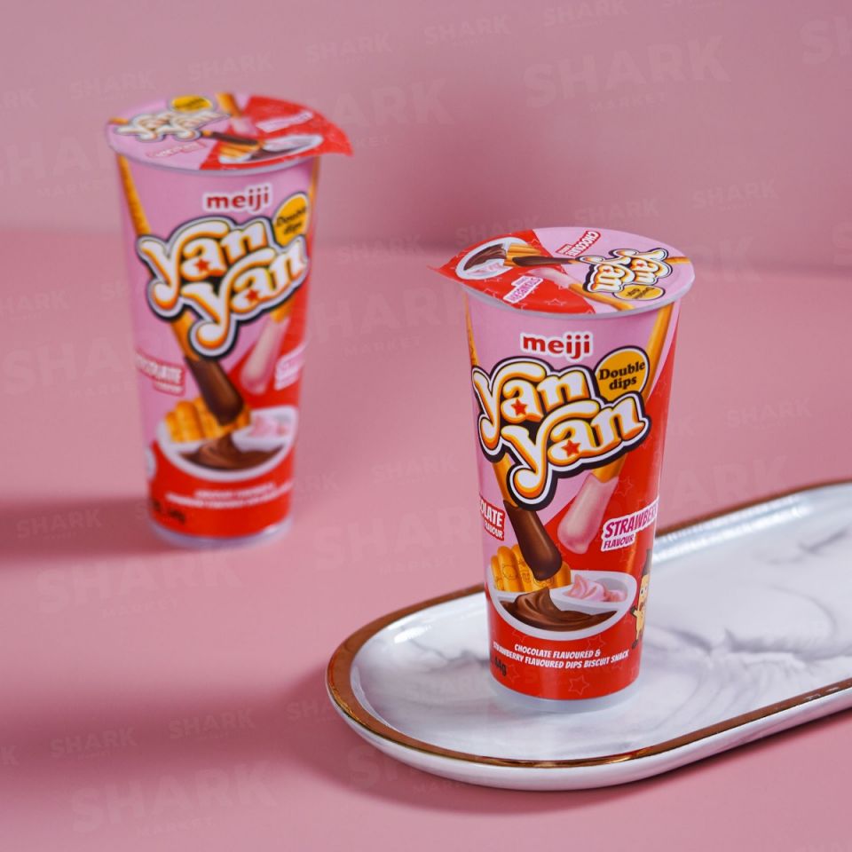 Meiji Yan Yan Chocolate & Strawberry Dip Biscuit Snack